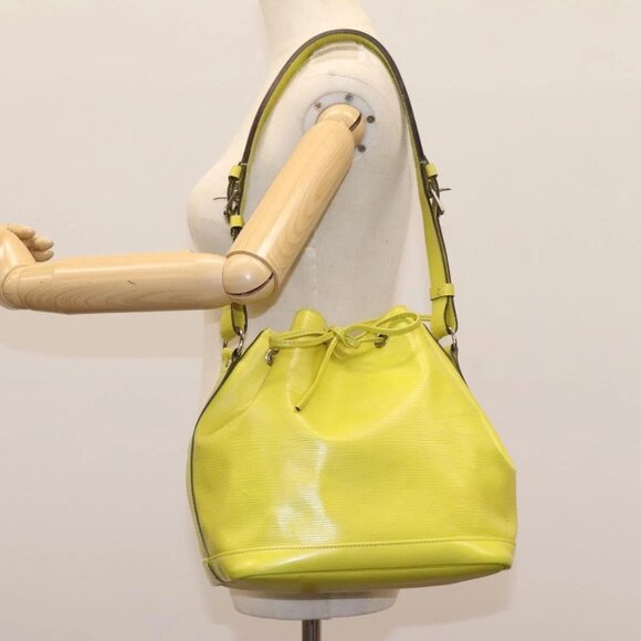 LOUIS VUITTON Epi Petit Noe Shoulder Bag Pistachian M40969 LV Auth MY014 - Picture 14 of 16